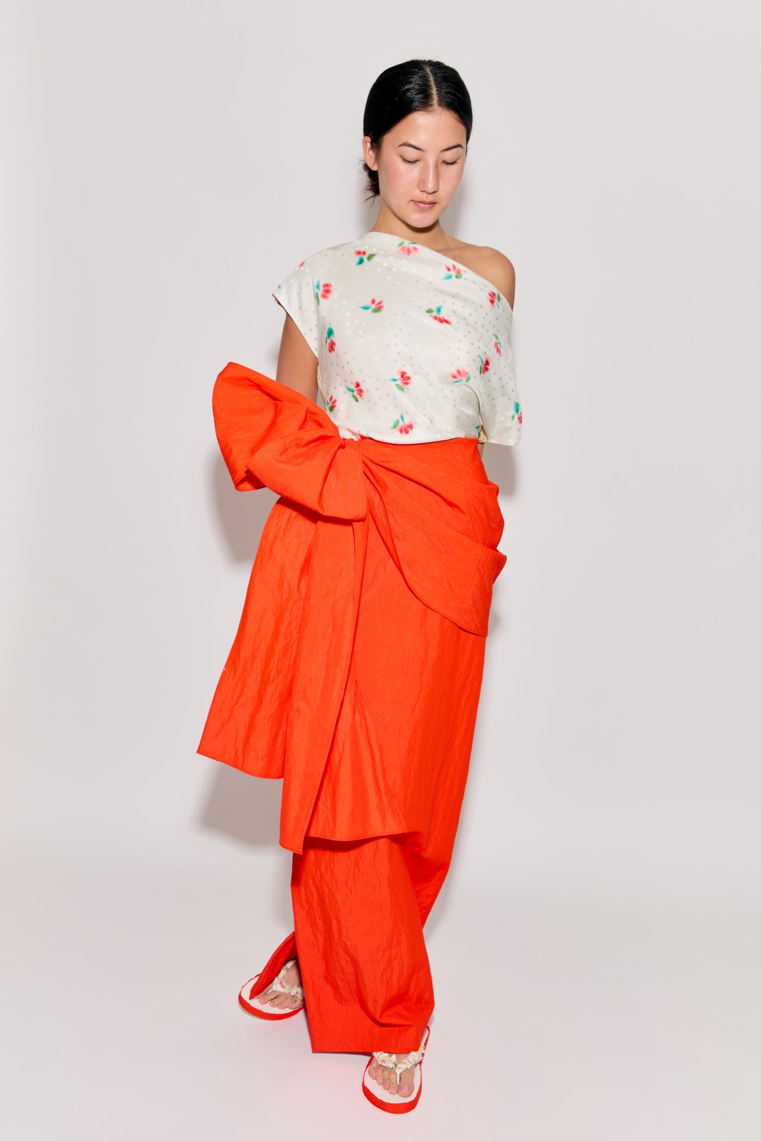ROSIE ASSOULIN シルクトップス Row, Row, Row Your Buttons Tank in Hibiscus Jacquard Silk Stripe