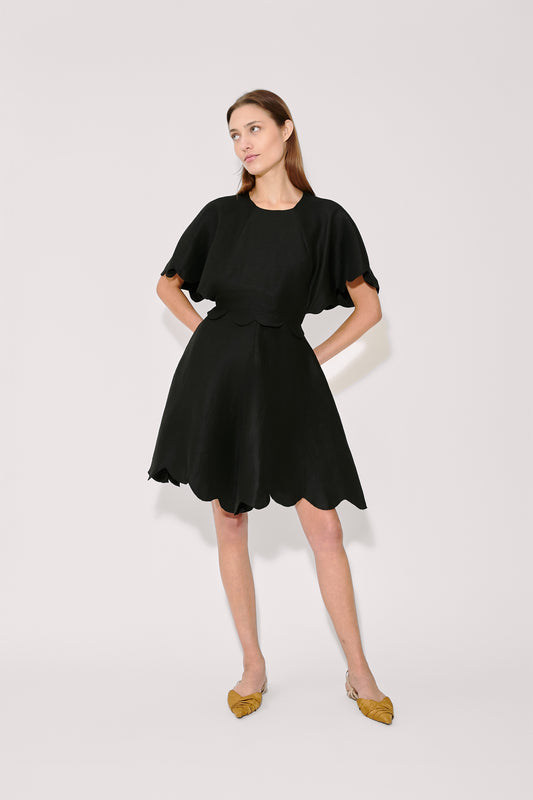 Scalloped Buttercup Dress in Linen Viscose