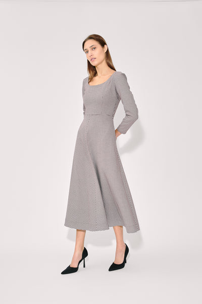 Jackie Oh Dress in Micro Houndstooth