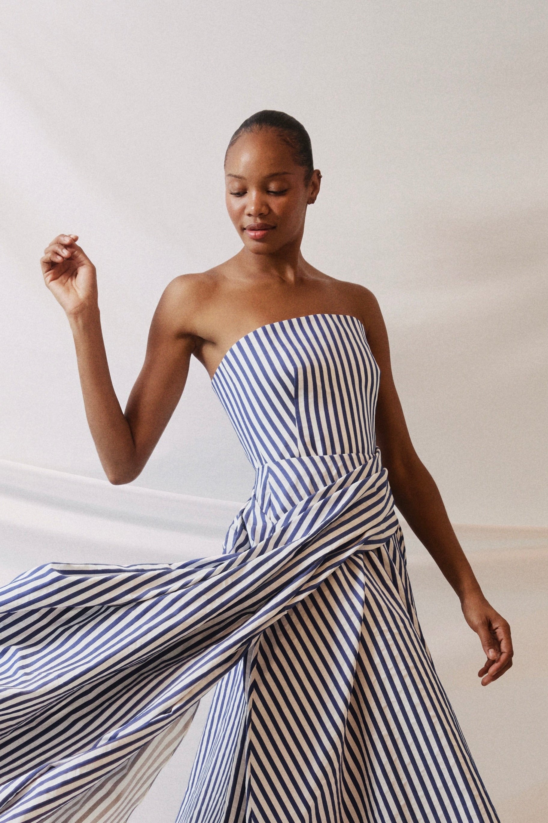 ワンピース apolina INA dress (Lounger Stripe) 3-5y apolina INA dress (Lounger Stripe) 3-5y apolina ina dress 3-5y