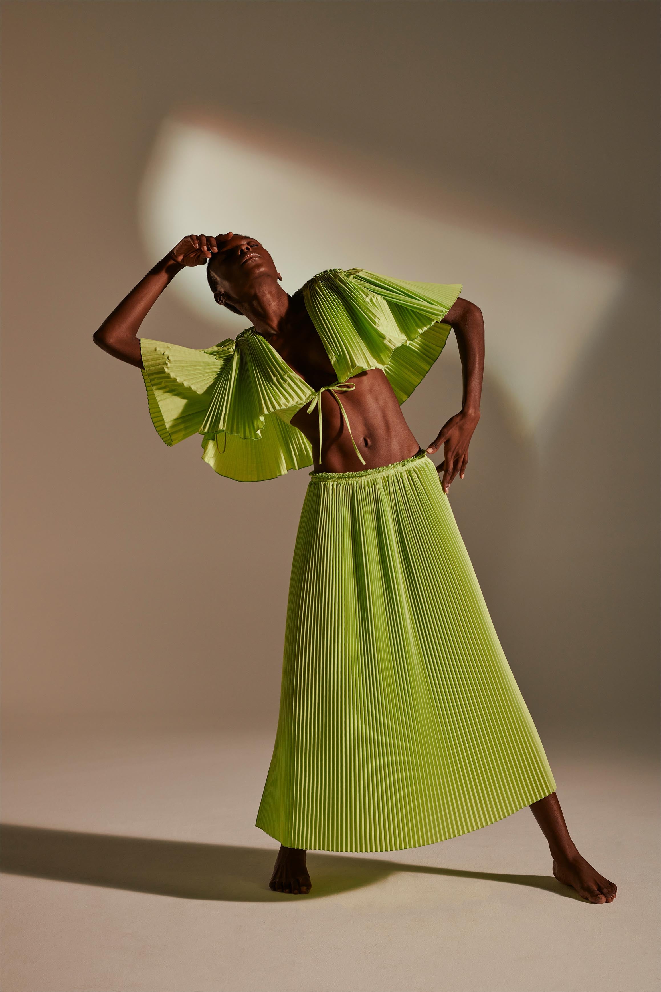 Rosie Assoulin 刺繍ブラウス　SwashbucklerBlouse s-l400.jpg