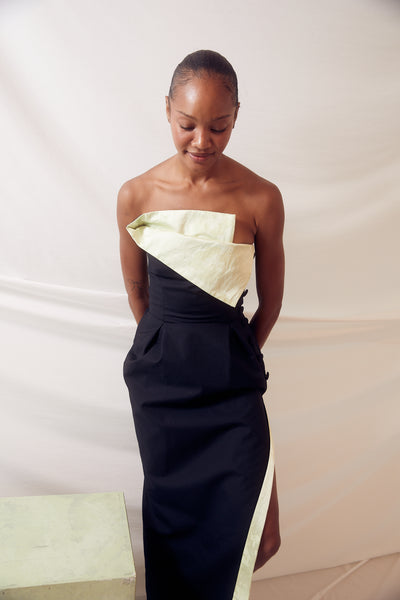 Peep Lapel Gown in Ridged Cotton