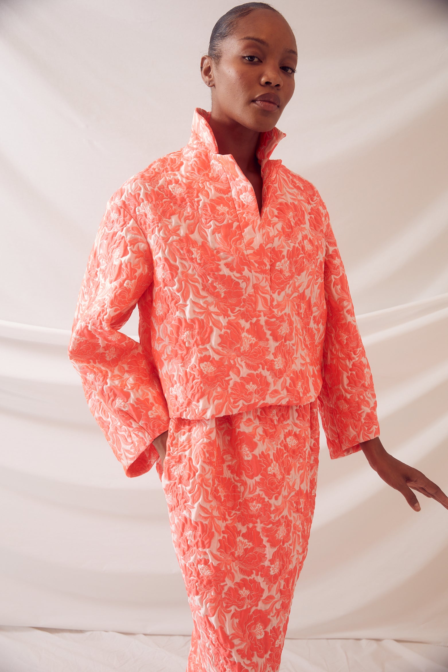 Tulip Pullover Top in Bouquet Cloque – Rosie Assoulin
