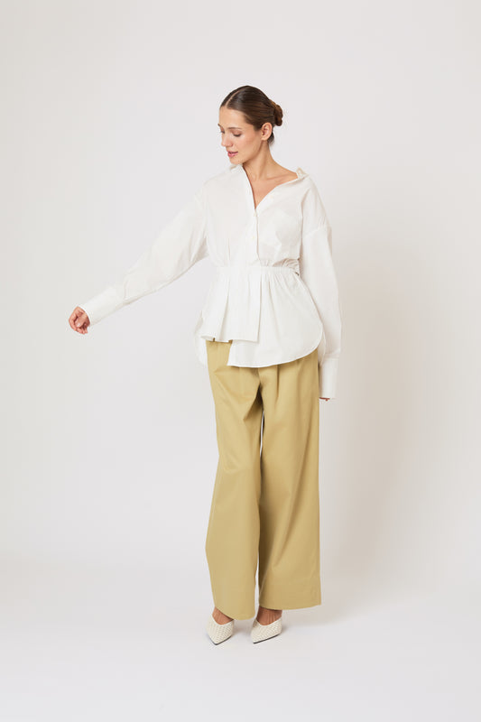Falling off the Shoulder Top in Solid Cotton Poplin