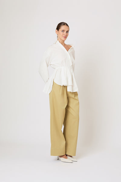 Falling off the Shoulder Top in Solid Cotton Poplin