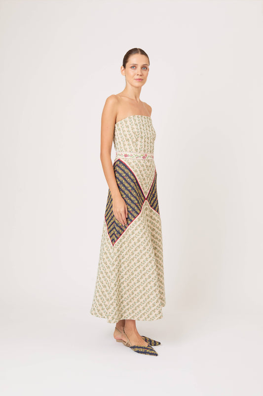 Diamond A-Line Skirt in in English Floral Jacquard