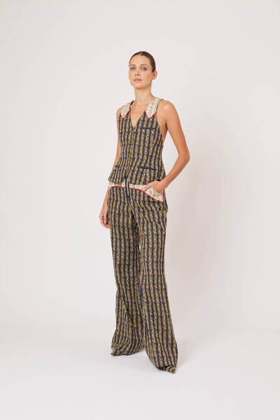 Vestement Piece Vest in English Floral Jacquard