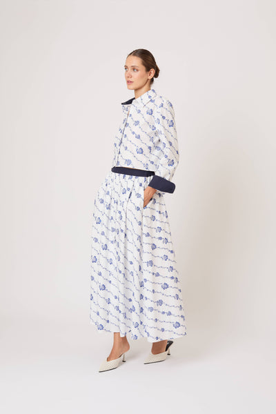 Cropped Button Down in Winding Vines Embroidered Poplin