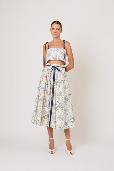 Tie Easy Bandeau in Raindrops on Roses Embroidered Cotton