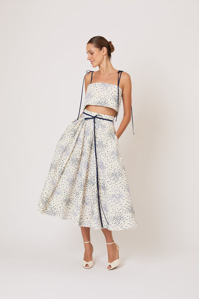 Tie Easy Bandeau in Raindrops on Roses Embroidered Cotton