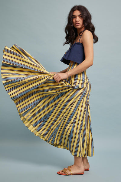 Million Pleats Skirt